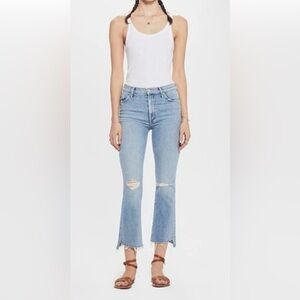 EUC Mother Denim Insider Crop Step Fray- 29 “The Problem with Miracles” Wash